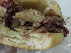 -闫家驴肉老店(华电一校店)