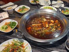 -老船舫·现做活鲜鱼馆(东郊记忆店)