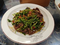 -湖南人家湘菜馆(镇江路店)
