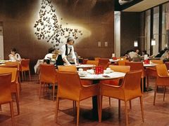 大堂-蝴蝶里·粤菜·点心(滨江龙湖店)