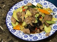 -张记老街里海鲜美食城(劈柴院店)