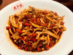 鱿鱼炒肉丝-天下客饭店(中山路店)