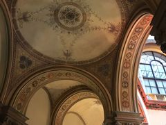 -中央咖啡馆