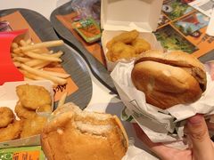 -麦当劳(龙洞店)