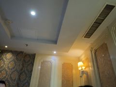 -幸福时光KTV(燕子山路店)