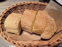 餐前面包-德斯堡德国餐吧(锦华万达店)