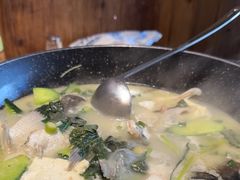 -头上红煨盐鸡·非遗院子餐厅