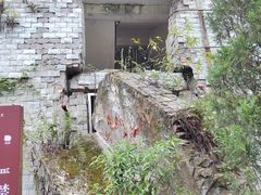 -四川汶川特大地震漩口中学遗址