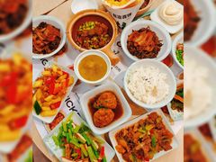-老乡鸡(上海白玉兰广场店)