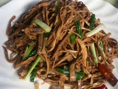 -瑞丰园庭院餐厅·白族传统家常菜