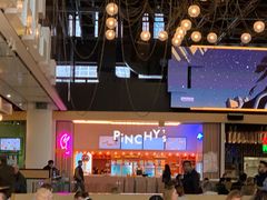 -Pinchy's Lobster & Champagne Bar