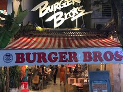 -BURGER BRO'S