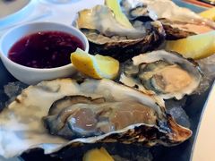 周末早午餐随便吃生蚝-AZUR聚(香格里拉饭店)