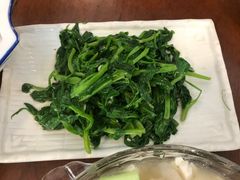 炒时蔬-天回镇何氏豆腐(总店)