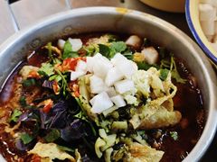 -丽丽三鲜螺蛳粉(田林路店)