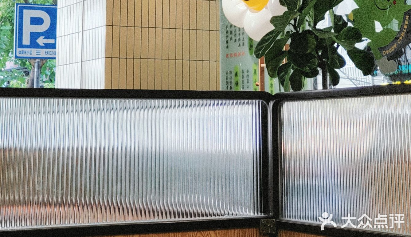 石牌桥打工人的饭堂