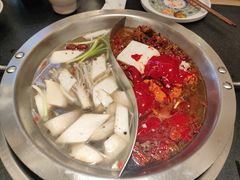 -沸炉重庆老火锅(军事博物馆店)