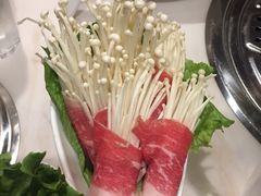 -牛魔王时尚回转餐厅