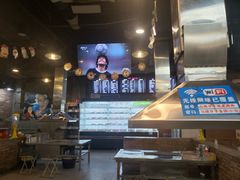 -马路牙子烧烤音乐酒馆(望京店)