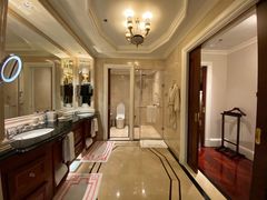 -广州富力丽思卡尔顿酒店