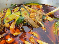 -周良天山牛杂城(天山路总店)