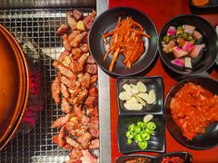 -肉甲韩国木炭烤肉(新壹街1店)