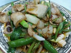 -乡土特色.冷锅鱼.牦牛肉汤锅