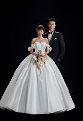 -蒙太奇婚纱摄影(万达店)