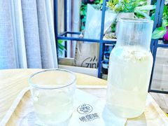 -ZING COFFEE 镜咖啡