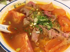 -美奈小馆·越南料理(中航城君尚购物中心店)