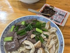 大肠猪脏粉（中）-锦泓老字号猪脏粉(东联大厦店)