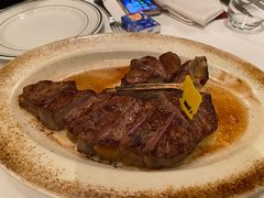 -Wolfgang’s Steakhouse 沃夫冈牛排馆(上海白玉兰广场店)