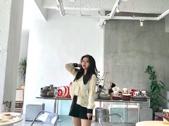 -洪小鹏生活美学馆(领SHOW天地店)