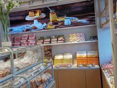 面包甜点陈列柜-好利来(靖江路店)