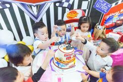 -BabyMonster小怪兽亲子派对·餐厅乐园(金月湾店)