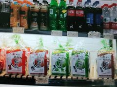 零售区-牛朋牛奶棚(南昌路店)