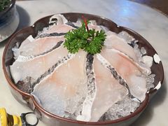 -尚尚仙·酸汤猪手·猪肚鸡火锅(华联万柳购物中心店)