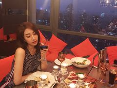-AIR Restaurant & Lounge