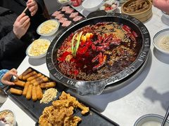 -卤校长老火锅(杨家坪直营店)