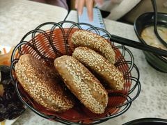 -万红路羊汤烧饼店(将台路店)