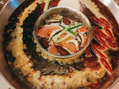 -山城年华老火锅(玉林店)