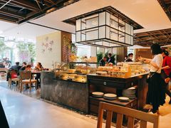 自助取餐区-金海湾自助餐厅(金陵饭店)