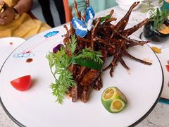 -渝人制造创意餐厅