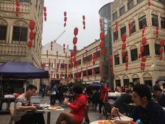 -海口骑楼小吃街