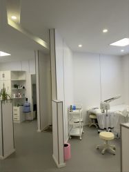 -蕾特恩专业祛痘国际连锁