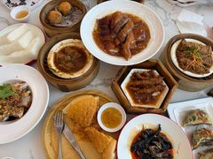 -广府汤语·靓汤·早茶·小粤菜(仁恒梦店)