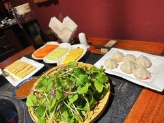-大匠工房古船木艺术餐厅·猪肚鸡专门店(长白仙岛店)