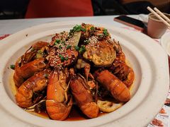 -肥肥虾庄·金牌油焖大虾(汉街SKP店)