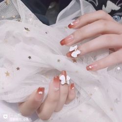 -Pink You美甲洗眉纹绣定制中心