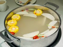 养生原汤锅-俏牛哥鲜牛肉牛肆馆(重庆天地店)